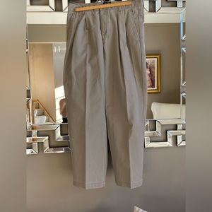 DOCKERS PLEATED RELAXED FIT NO WRINKLE KHAKIS! Size 34 x 30